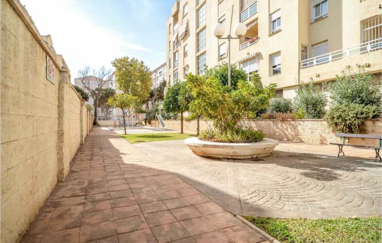 Cozy Apartment With Pool Torremolinos Exteriör bild